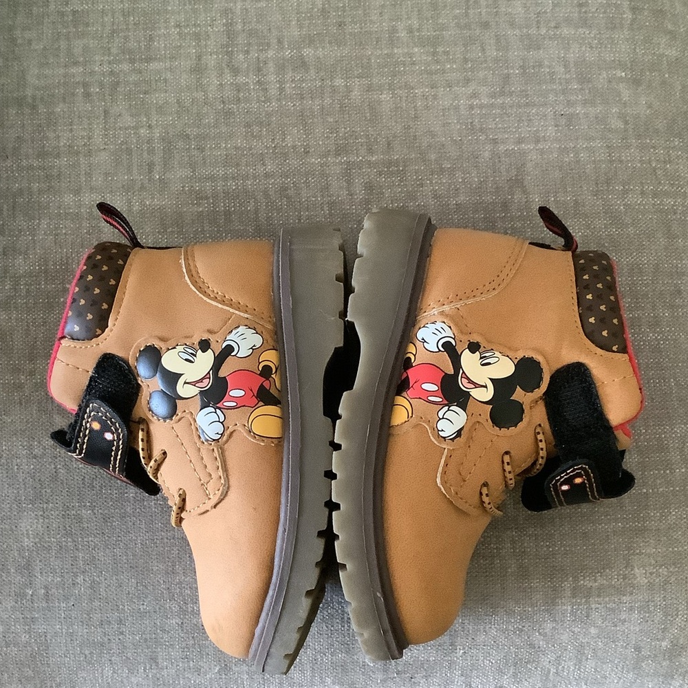 Disney Junior Mickey Mouse Hiking Boots🇺🇸